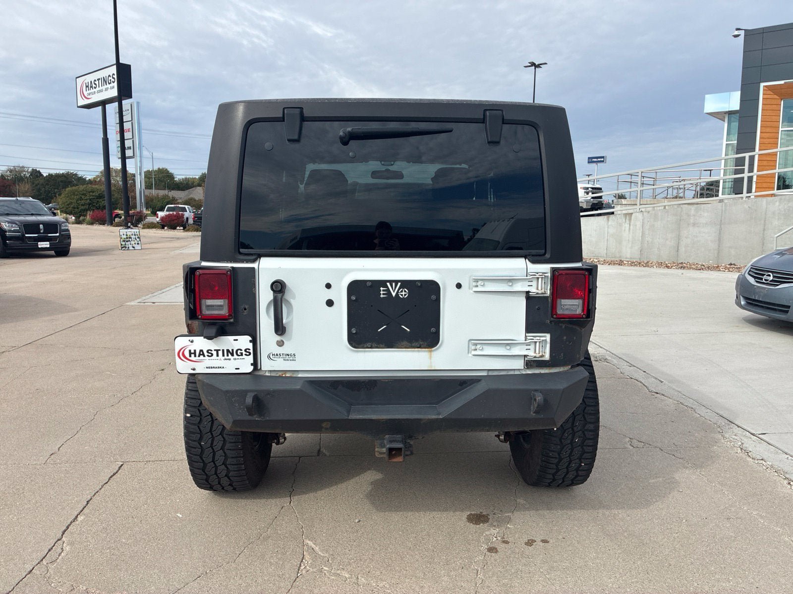 Used 2012 Jeep Wrangler Rubicon w/ Dual Top Group AWD/4WD image 4
