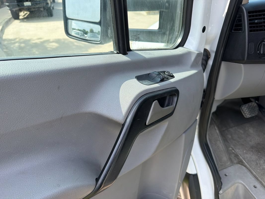 Used 2015 Mercedes-Benz Sprinter 3500 image 20