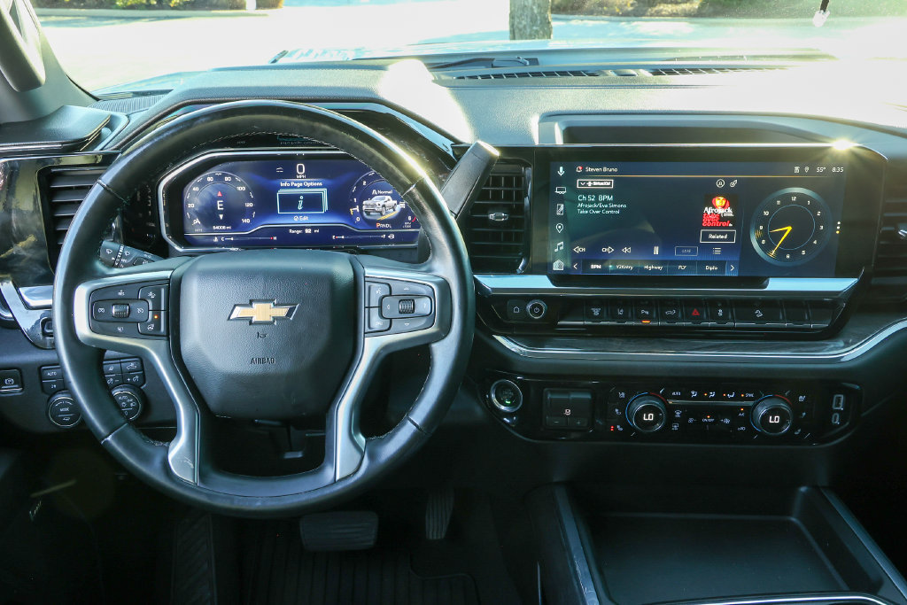 Used 2024 Chevrolet Silverado 2500 LTZ w/ LTZ Plus Package AWD/4WD image 9