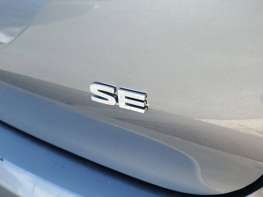 Used 2024 Mitsubishi Outlander AWD image 8