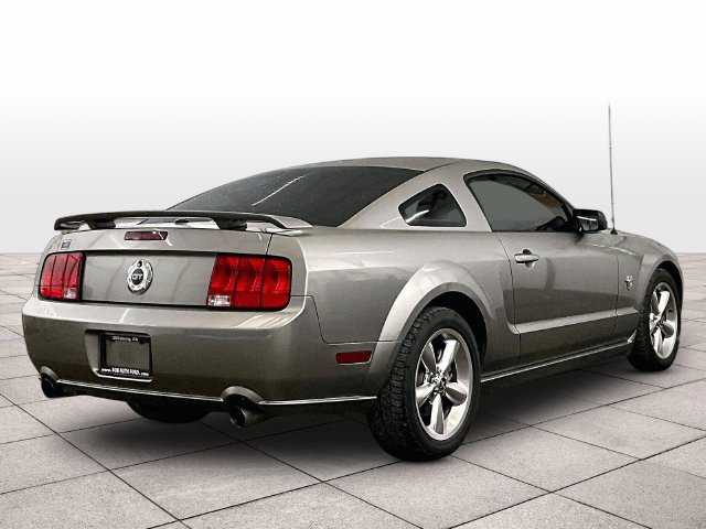 Used 2009 Ford Mustang GT Premium RWD image 11