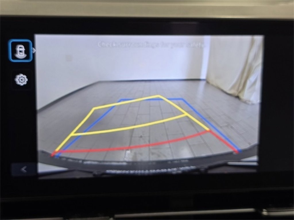 Used 2024 Hyundai Kona SE image 4