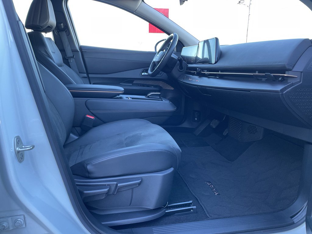 Certified 2024 Nissan Ariya FWD image 22