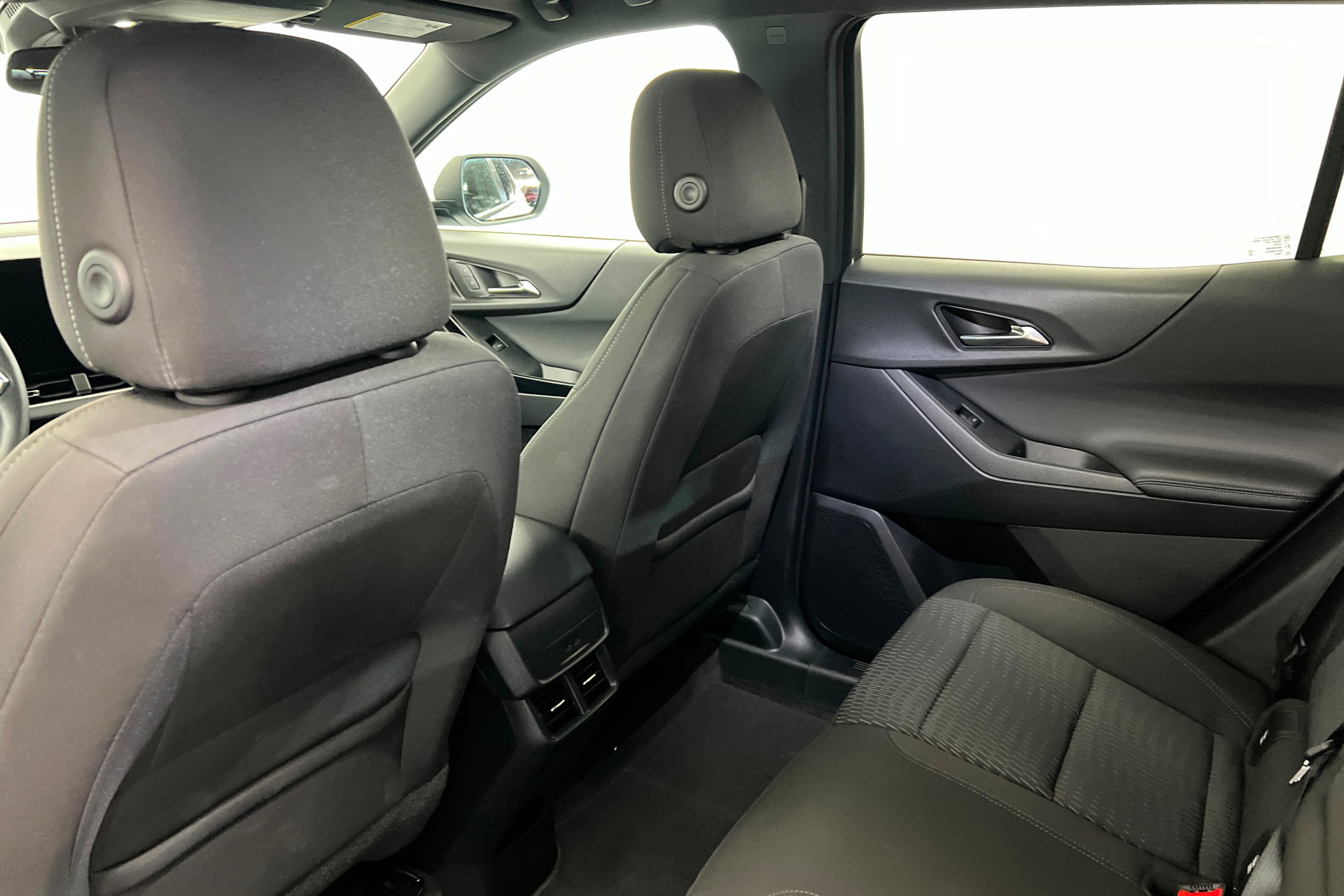 Used 2026 Chevrolet Equinox LT AWD/4WD image 20