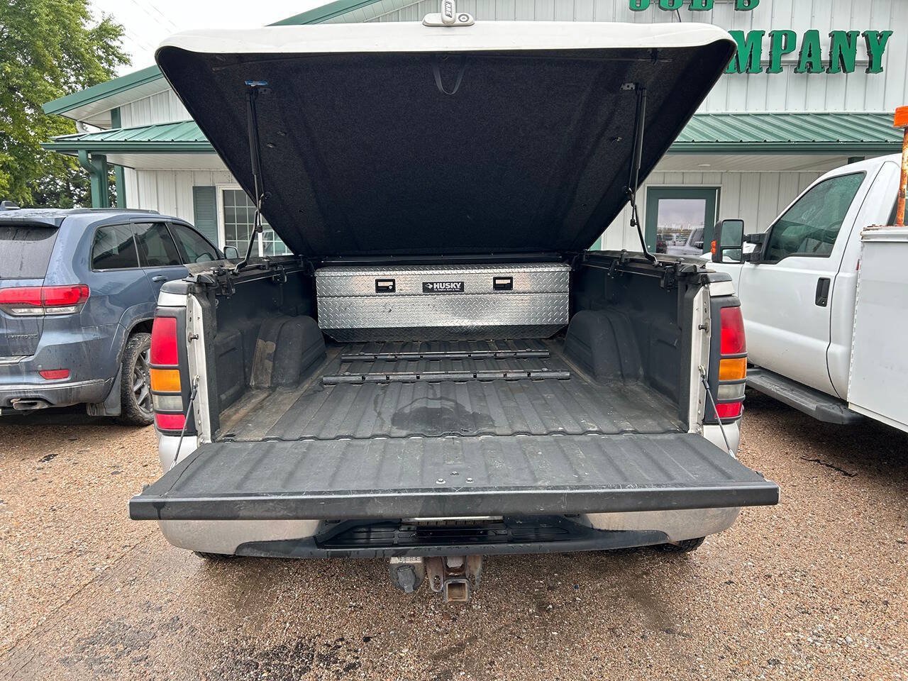 Used 2004 Chevrolet Silverado 3500 4x4 Crew Cab w/ Heavy-Duty Power Package image 20