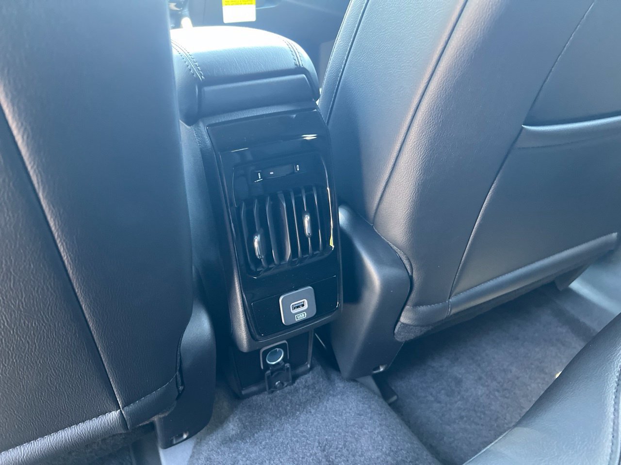 New 2026 Jeep Compass Latitude AWD/4WD image 19