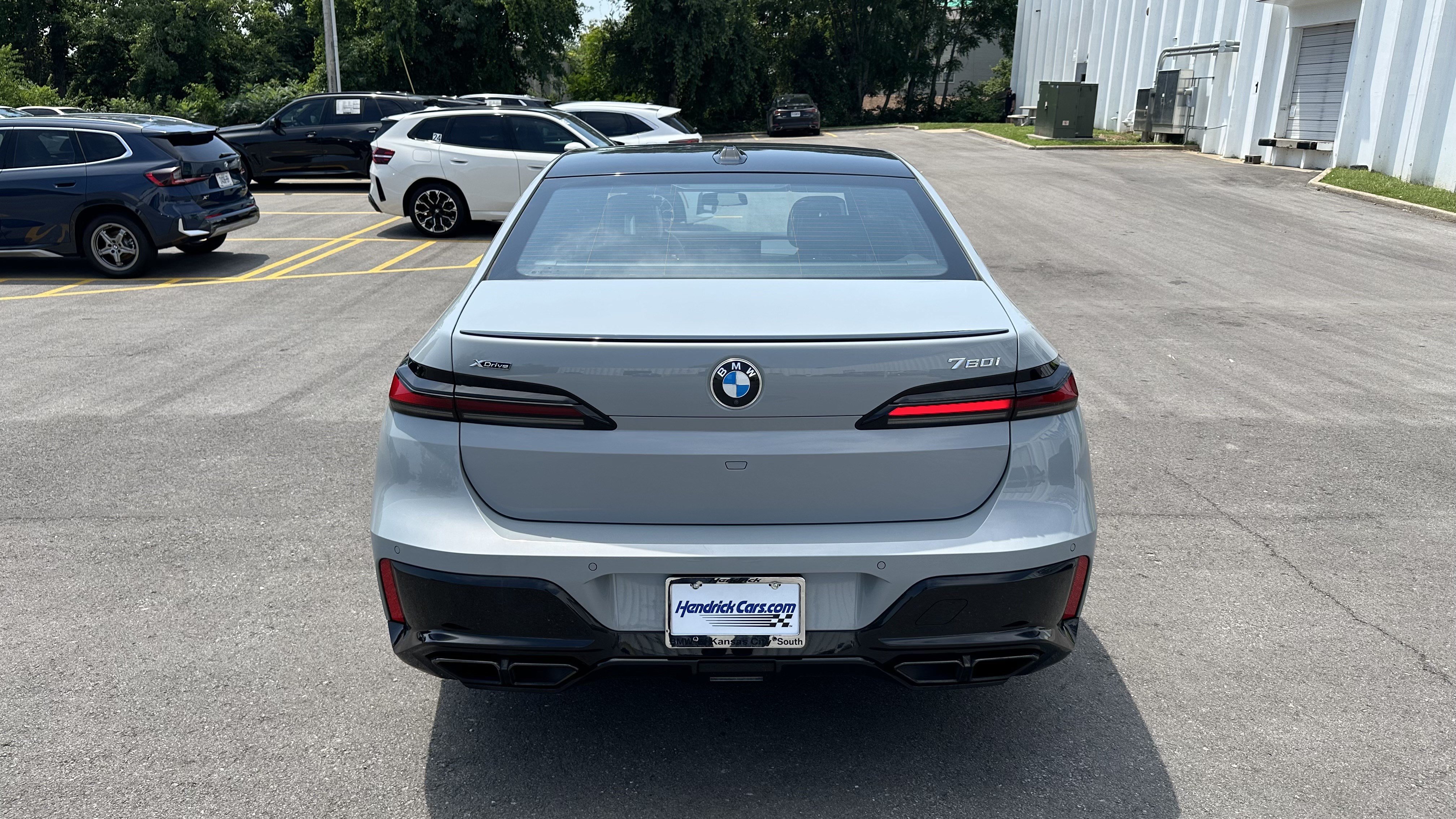 Certified 2024 BMW 760i xDrive AWD/4WD image 9