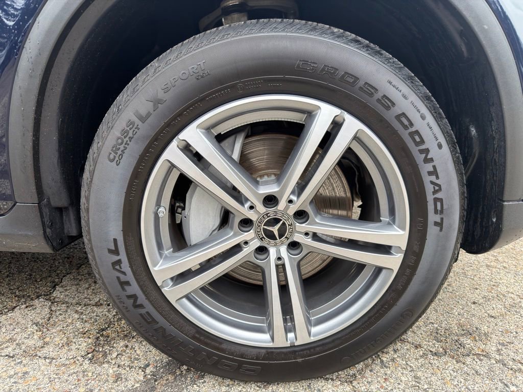 Certified 2022 Mercedes-Benz GLC 300 4MATIC image 9