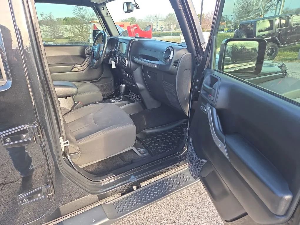 Used 2015 Jeep Wrangler Unlimited Sport w/ Quick Order Package 24S image 23