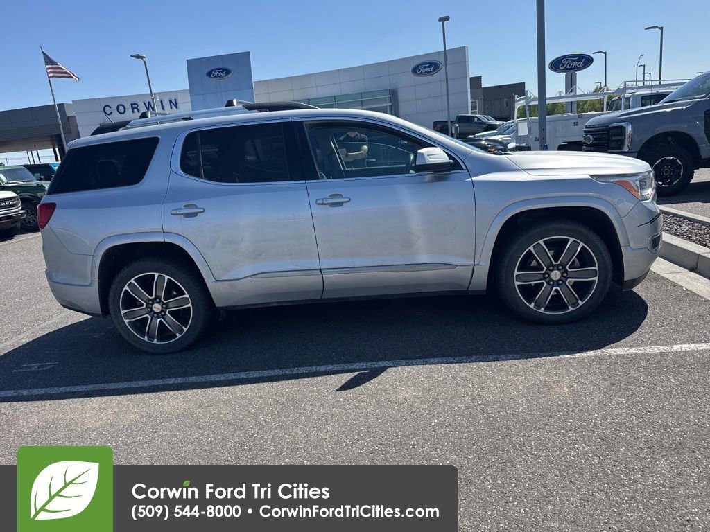 Used 2018 GMC Acadia Denali w/ Technology Package AWD/4WD image 7