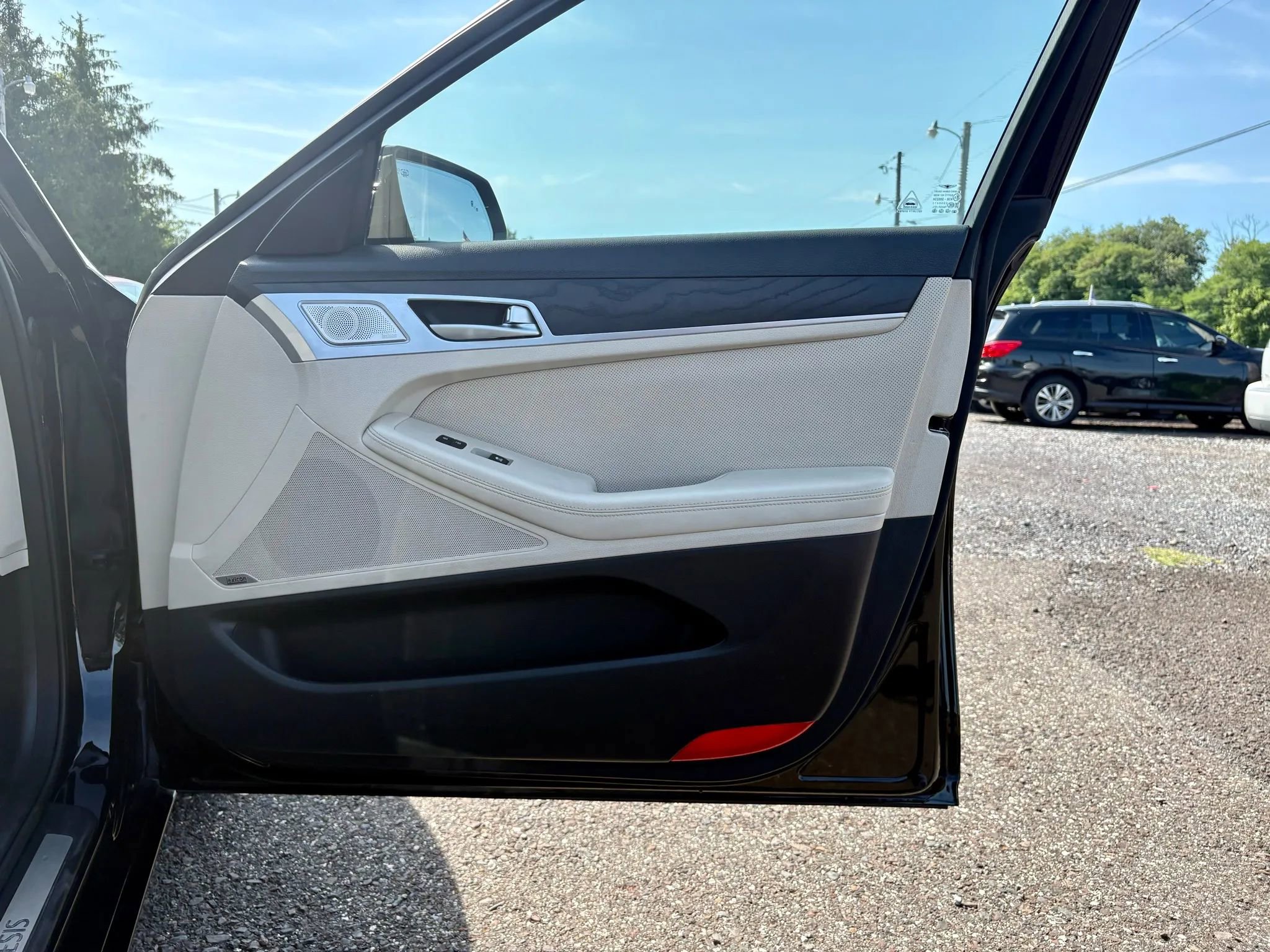 Used 2018 Genesis G80 5.0 Ultimate RWD image 14