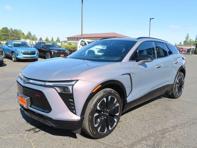 Used 2025 Chevrolet Blazer EV RS AWD/4WD image 3