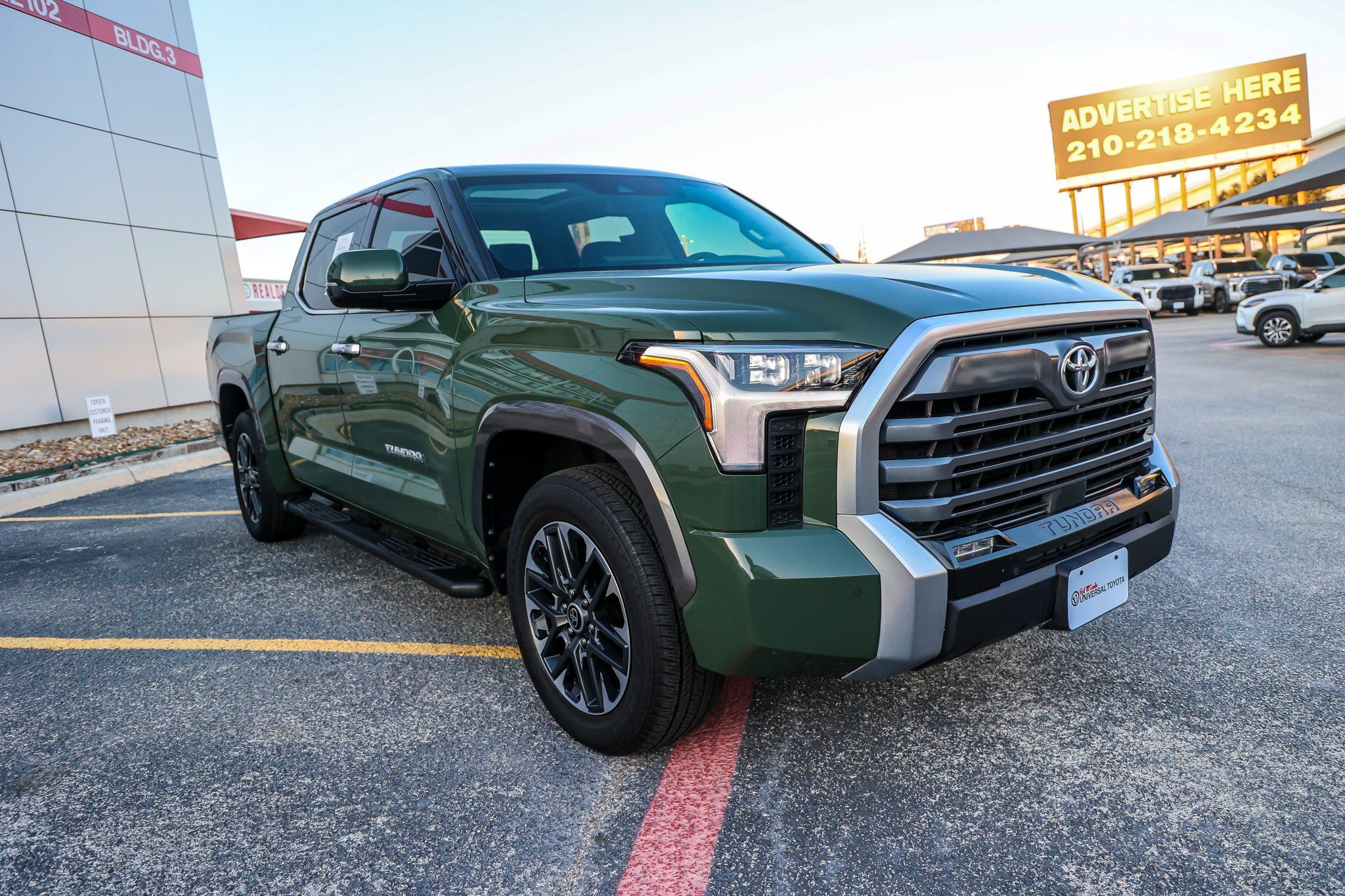 Used 2022 Toyota Tundra Limited RWD image 5