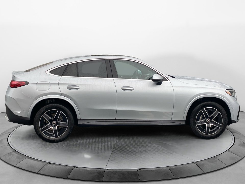 New 2026 Mercedes-Benz GLC 300 4MATIC Coupe image 8
