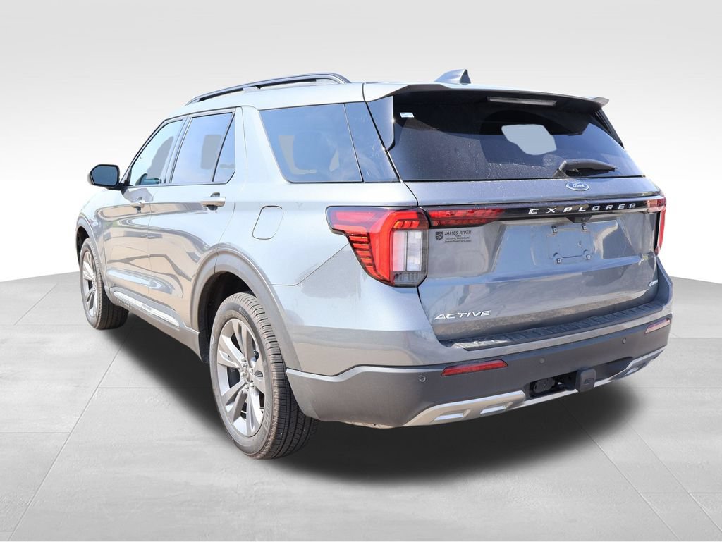 Used 2025 Ford Explorer Active w/ Active Comfort Package AWD/4WD image 23