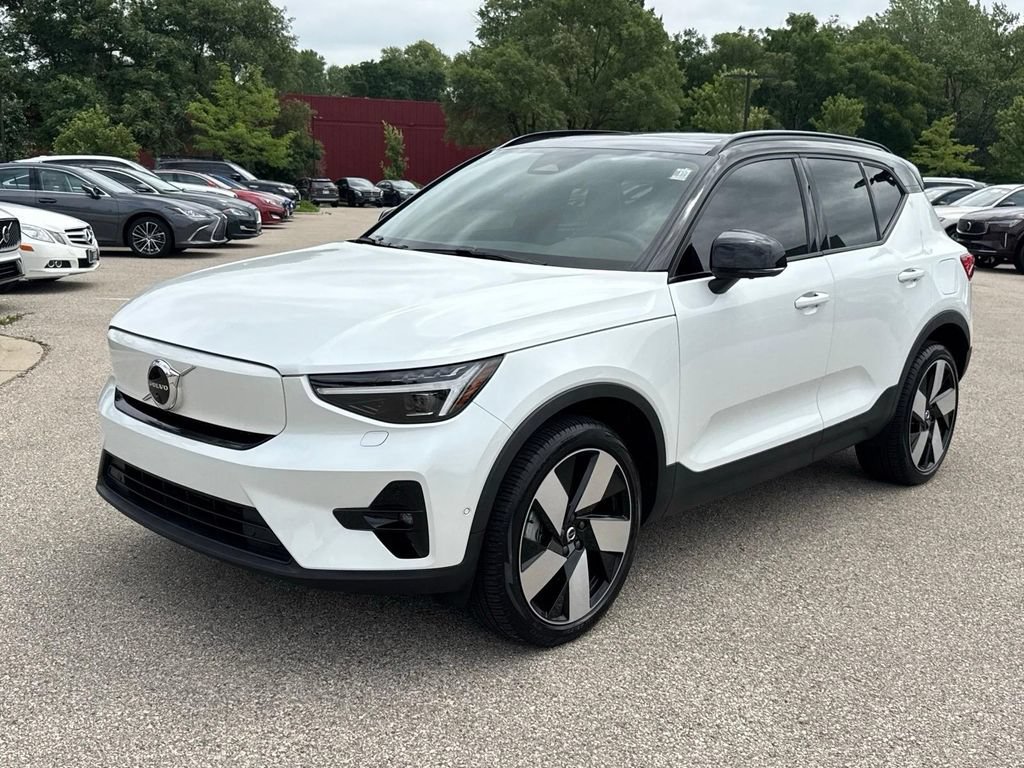 Certified 2023 Volvo XC40 Recharge Ultimate w/ Protection Package Premier AWD/4WD image 1