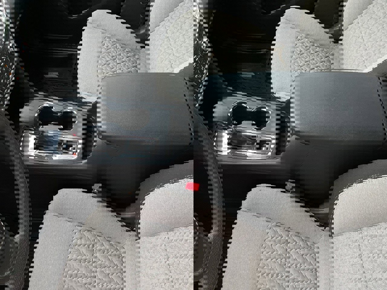 Used 2024 Chevrolet Equinox LS image 34