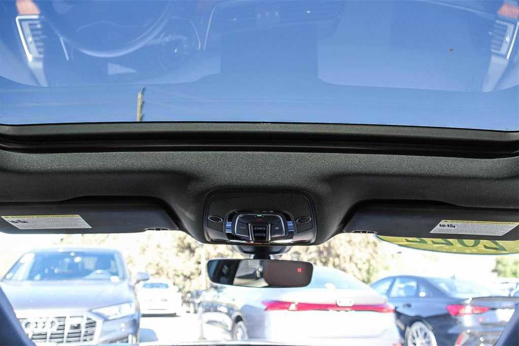 Used 2022 Audi Q5 2.0T Premium image 12