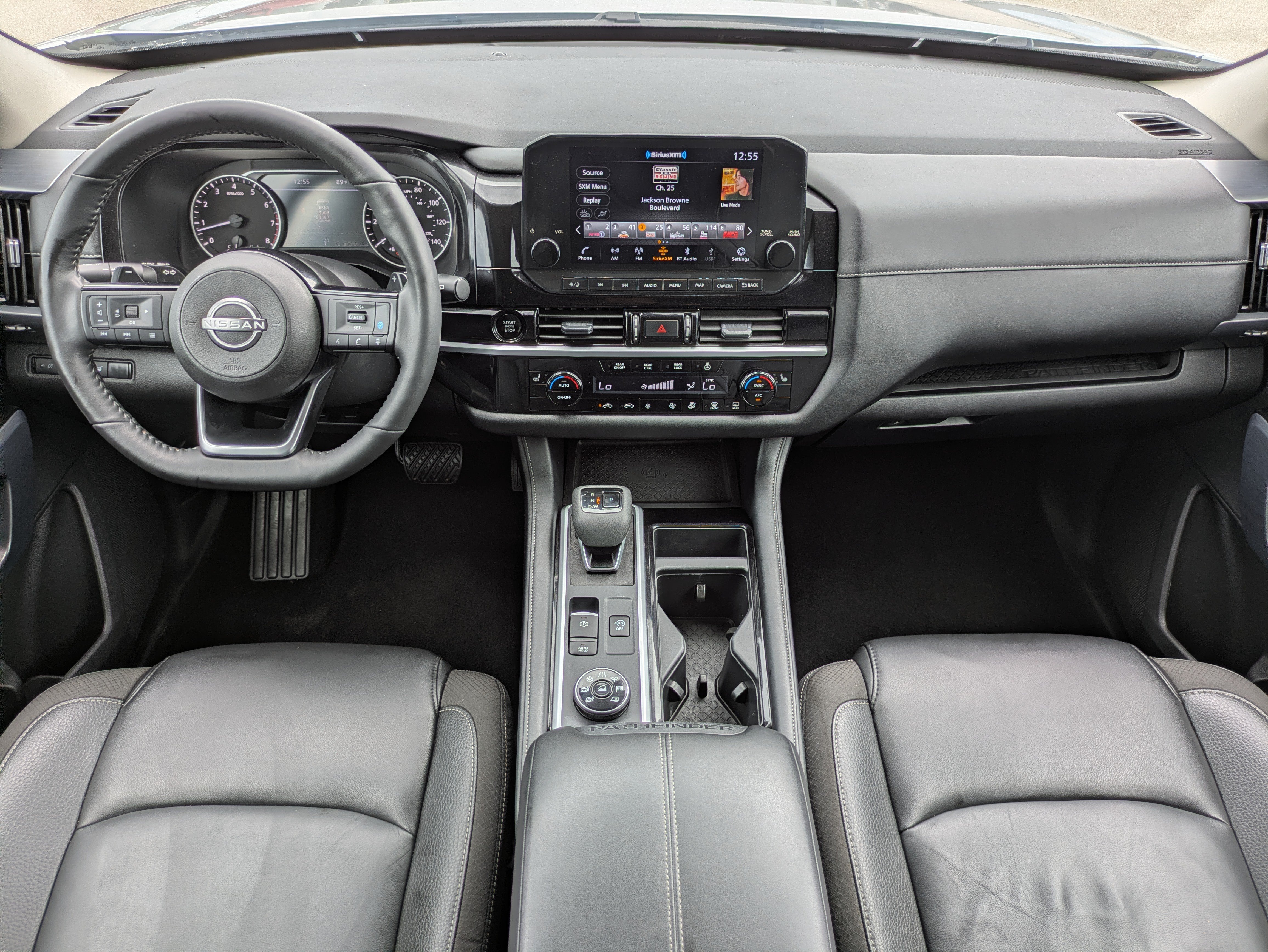 Used 2025 Nissan Pathfinder SL AWD/4WD image 15