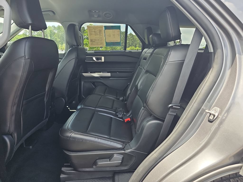 Used 2023 Ford Explorer XLT w/ Equipment Group 202A AWD/4WD image 20