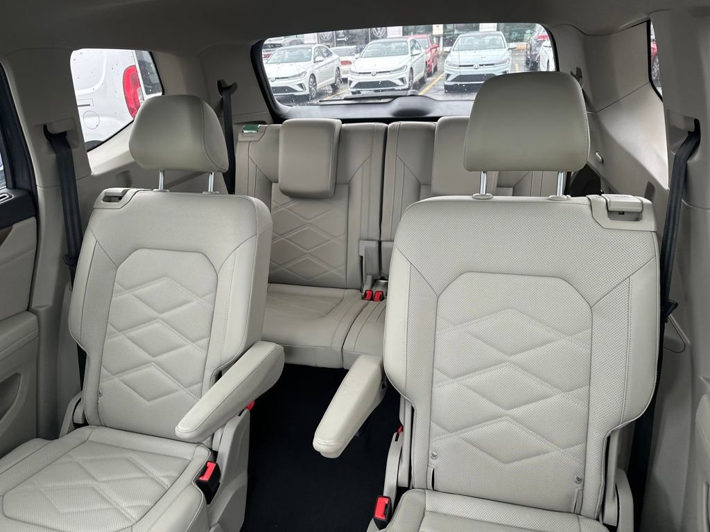 New 2025 Volkswagen Atlas SE image 21