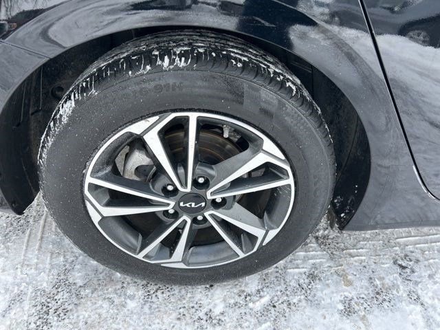 Used 2024 Kia Forte LXS image 43