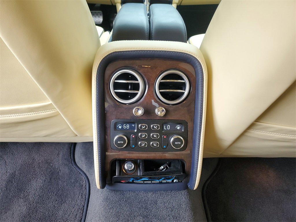 Used 2013 Bentley Flying Spur Flying Spur image 13