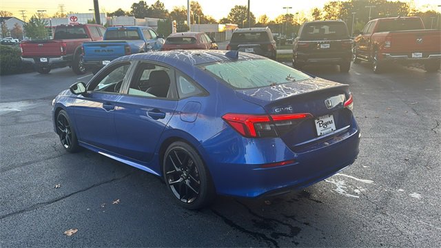 Used 2023 Honda Civic Sport image 8