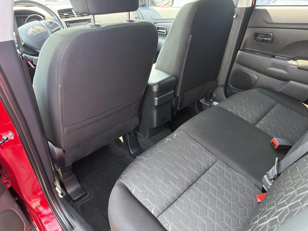 Used 2024 Mitsubishi Outlander Sport AWD image 16