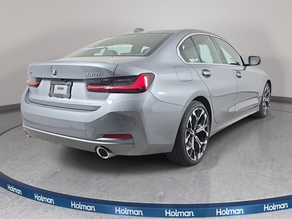 Used 2025 BMW 330i xDrive Sedan w/ Convenience Package image 6