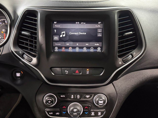 Used 2020 Jeep Cherokee Latitude Lux w/ Comfort/Convenience Group image 25