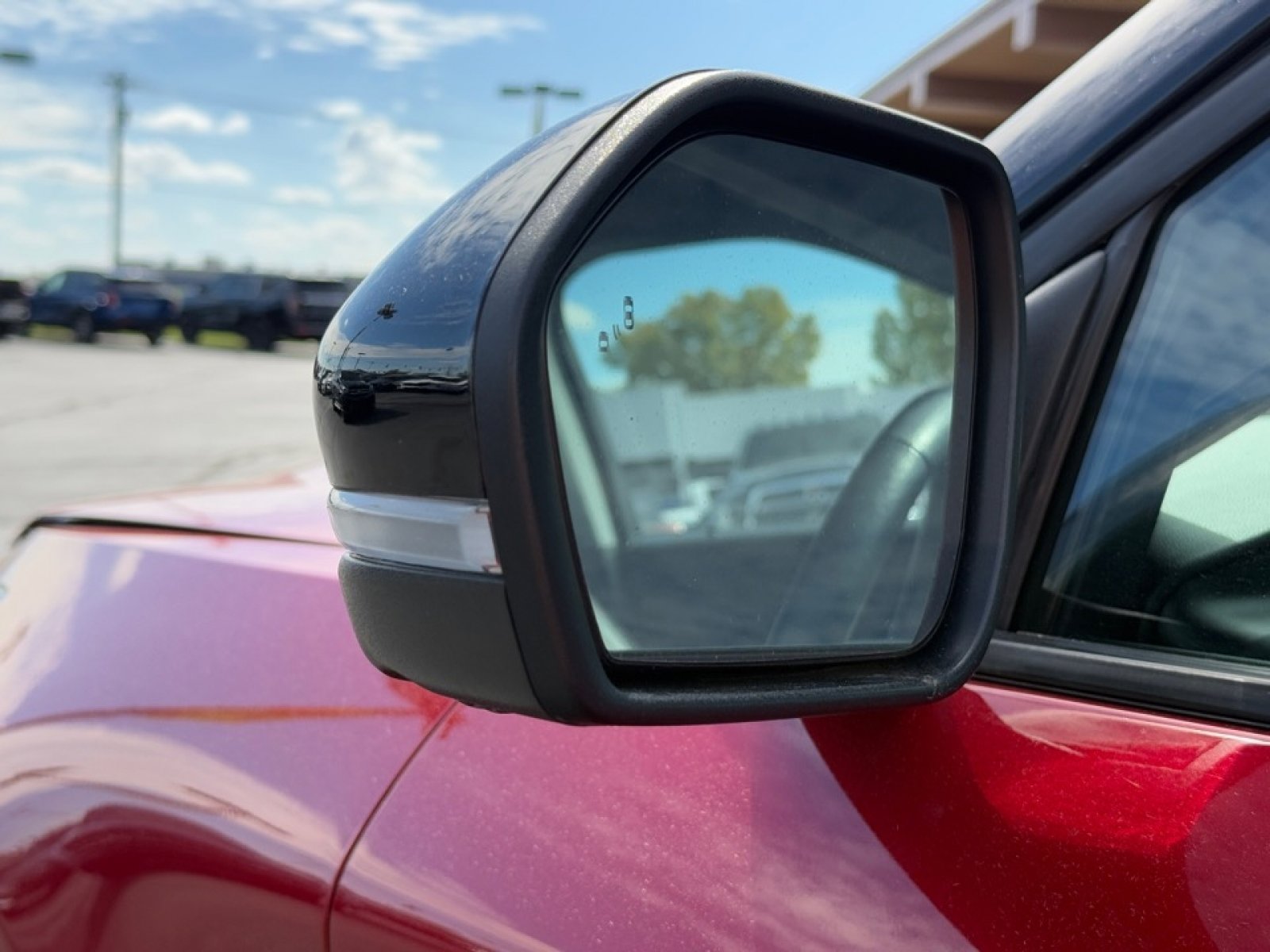 Used 2021 Ford Explorer Limited image 42