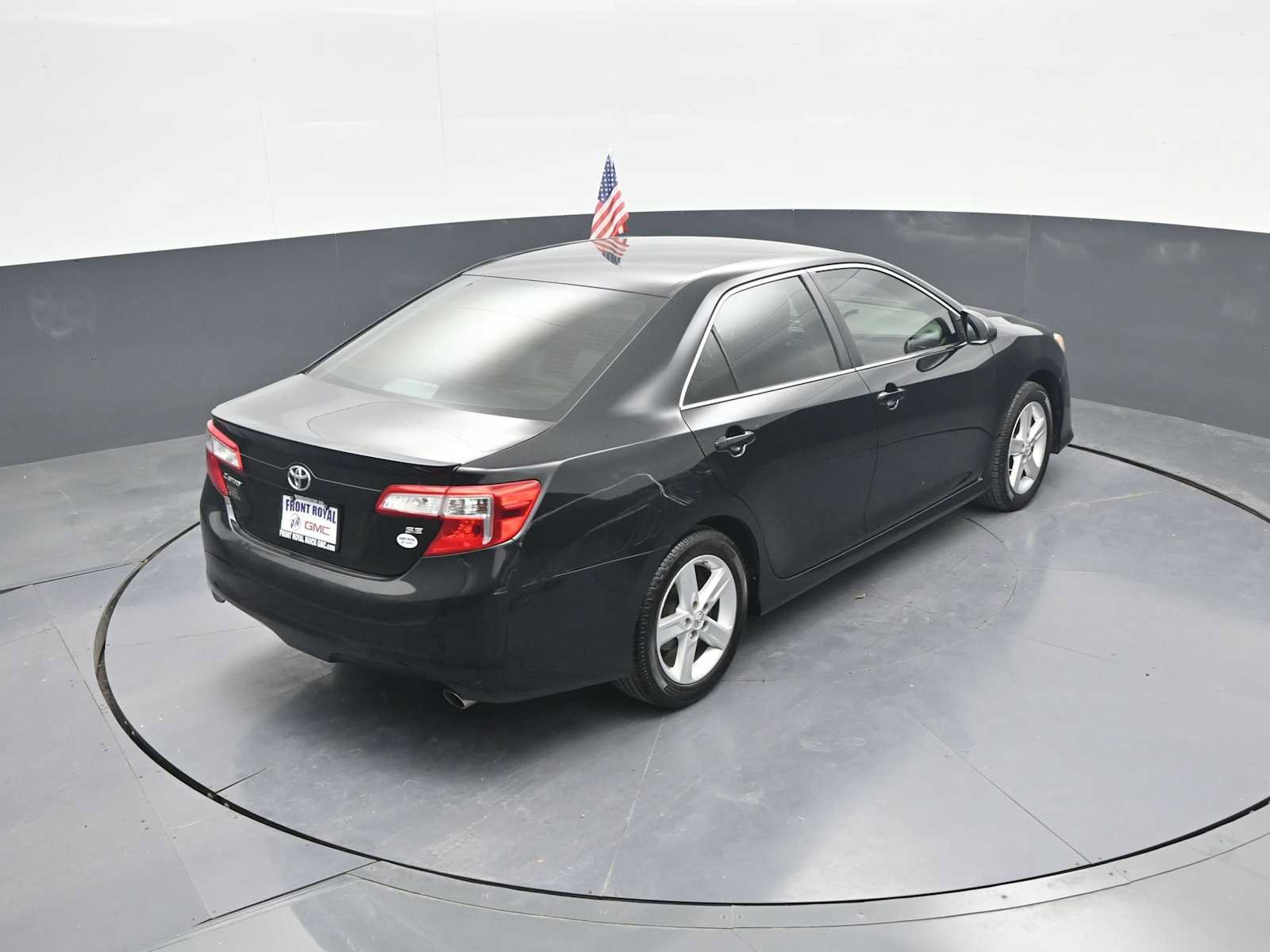 Used 2014 Toyota Camry SE FWD image 67