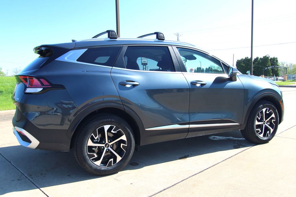 Used 2024 Kia Sportage EX image 5