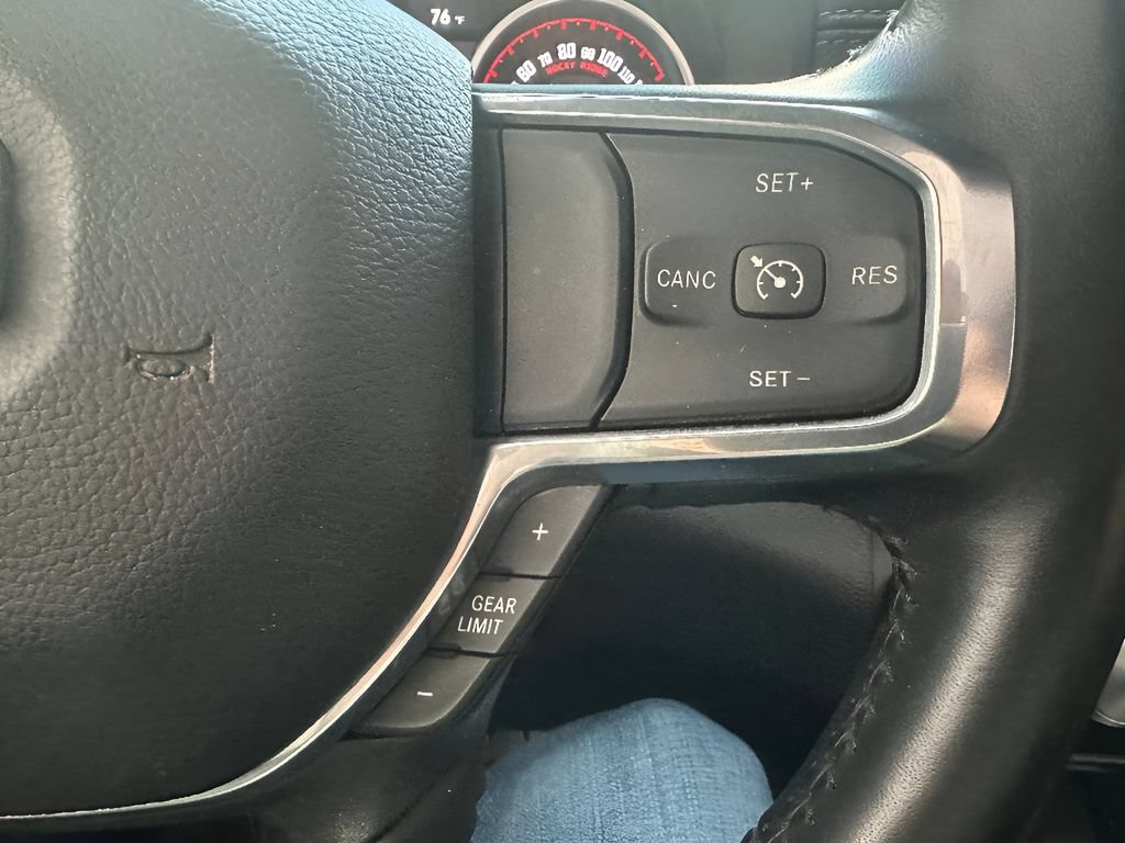 Used 2024 RAM 1500 Laramie AWD/4WD image 24