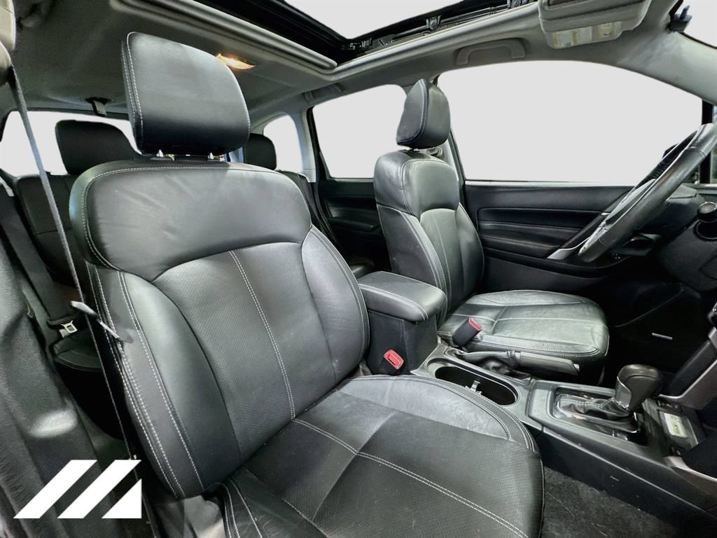 Used 2018 Subaru Forester 2.5i Touring AWD/4WD image 31
