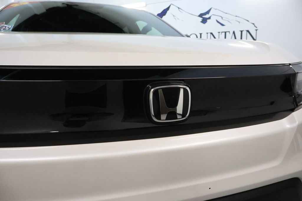 Used 2025 Honda Prologue EX image 9