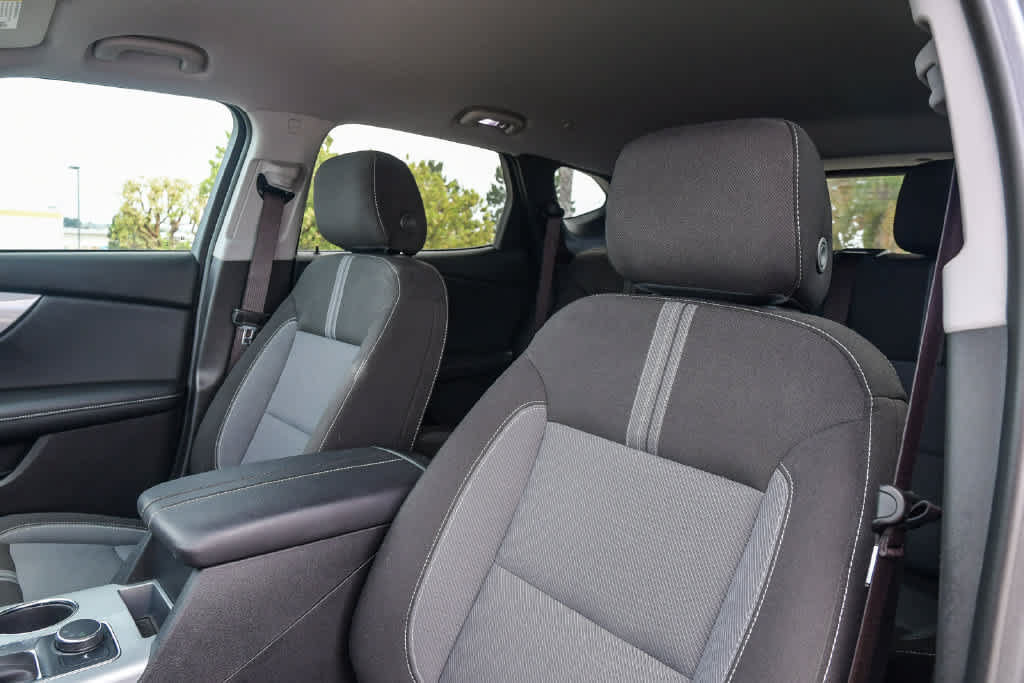 Used 2023 Chevrolet Blazer LT w/ Convenience Package FWD image 21