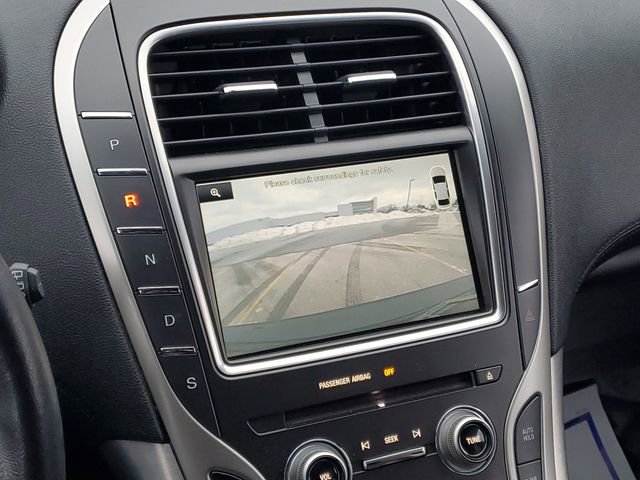 Used 2016 Lincoln MKX Premiere w/ Cargo Accessories Package image 19