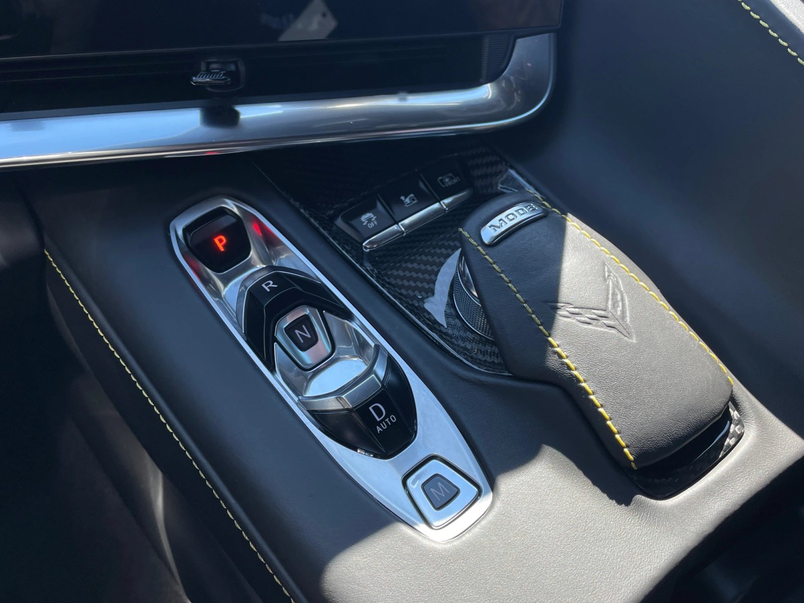 Used 2020 Chevrolet Corvette Stingray Premium Conv w/ 3LT Preferred Equipment Group RWD image 18