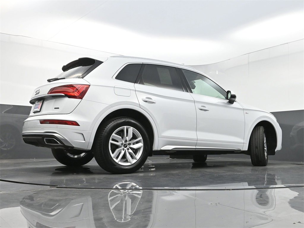 Used 2024 Audi Q5 2.0T Premium w/ Convenience Package image 31
