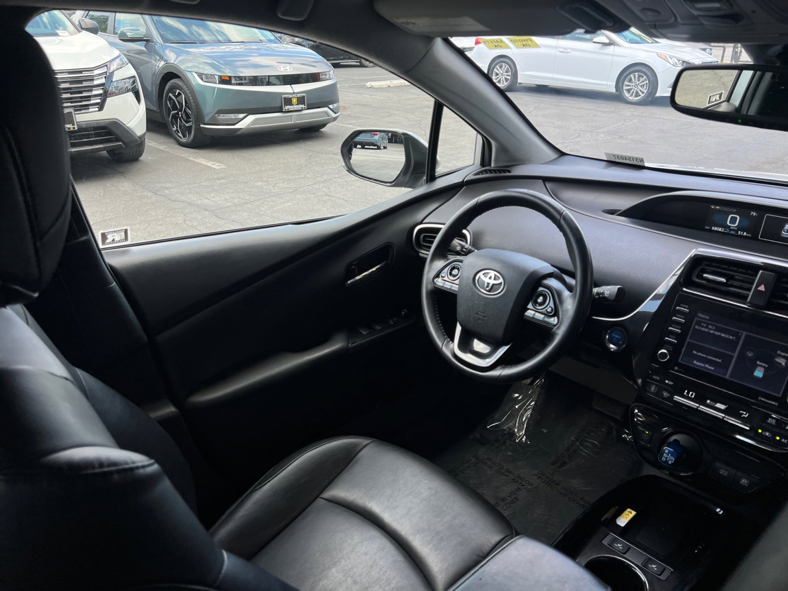 Used 2022 Toyota Prius XLE FWD image 23