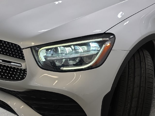 Used 2020 Mercedes-Benz GLC 300 4MATIC image 31