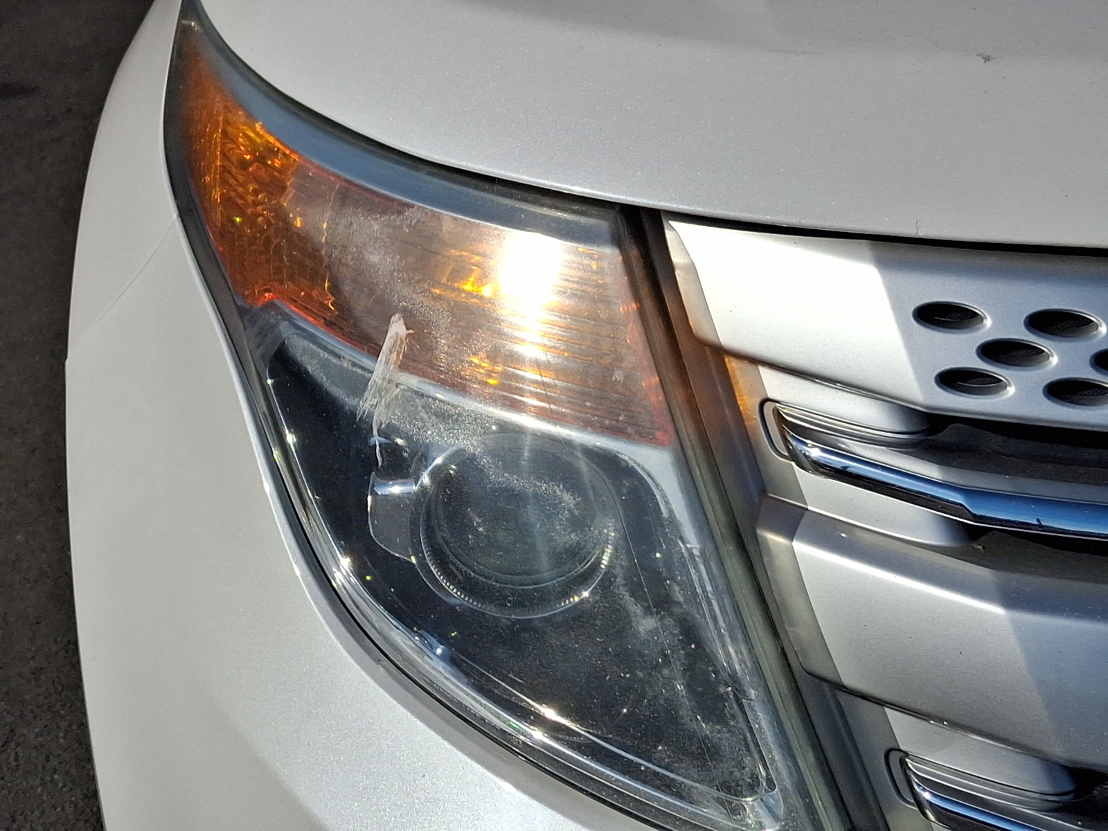 Used 2015 Ford Explorer XLT image 10