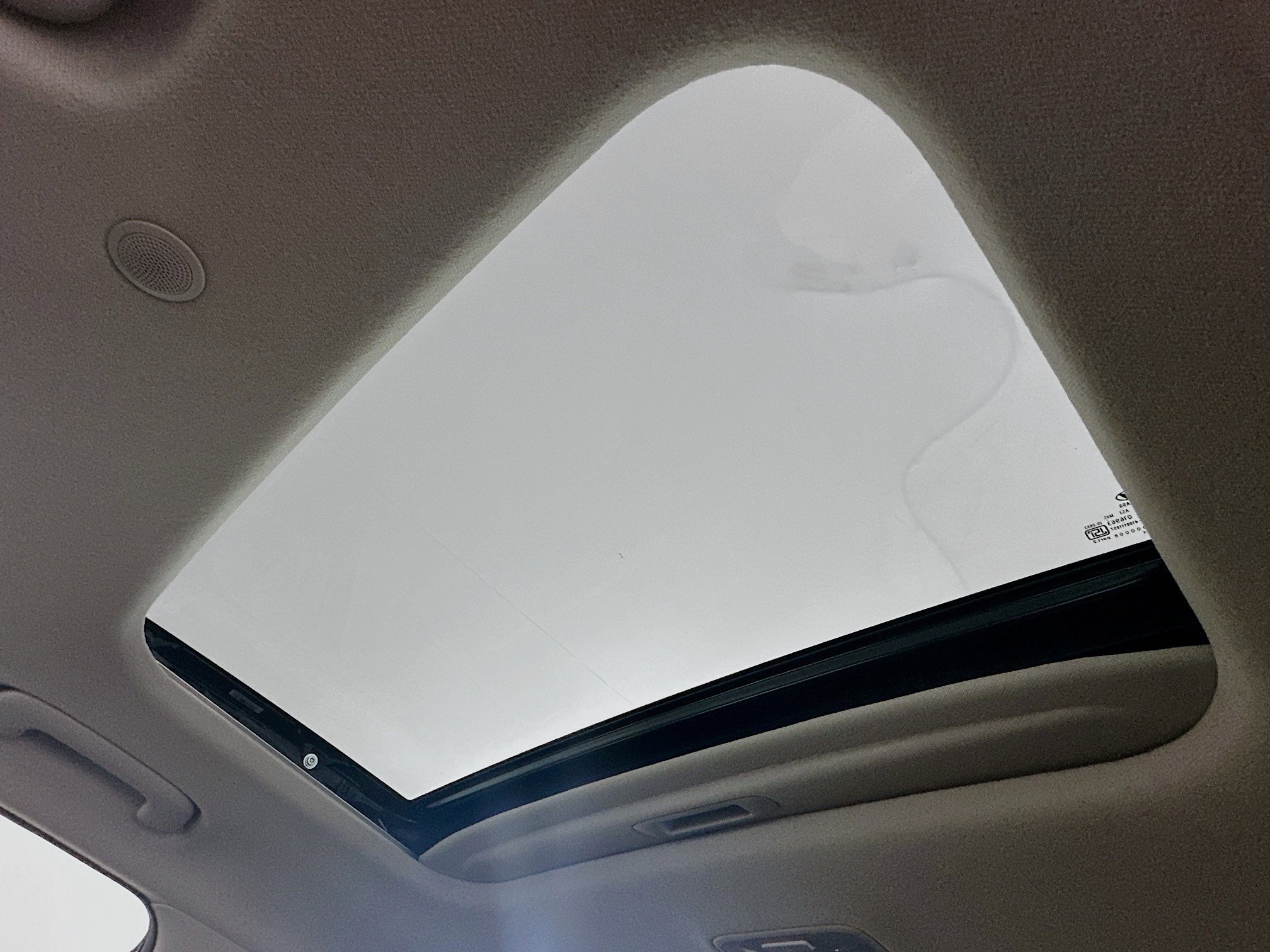 Used 2024 Hyundai Venue SEL image 25