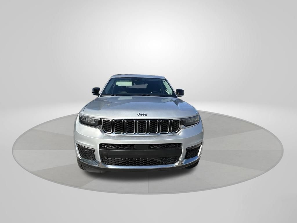 Used 2021 Jeep Grand Cherokee L Limited image 2