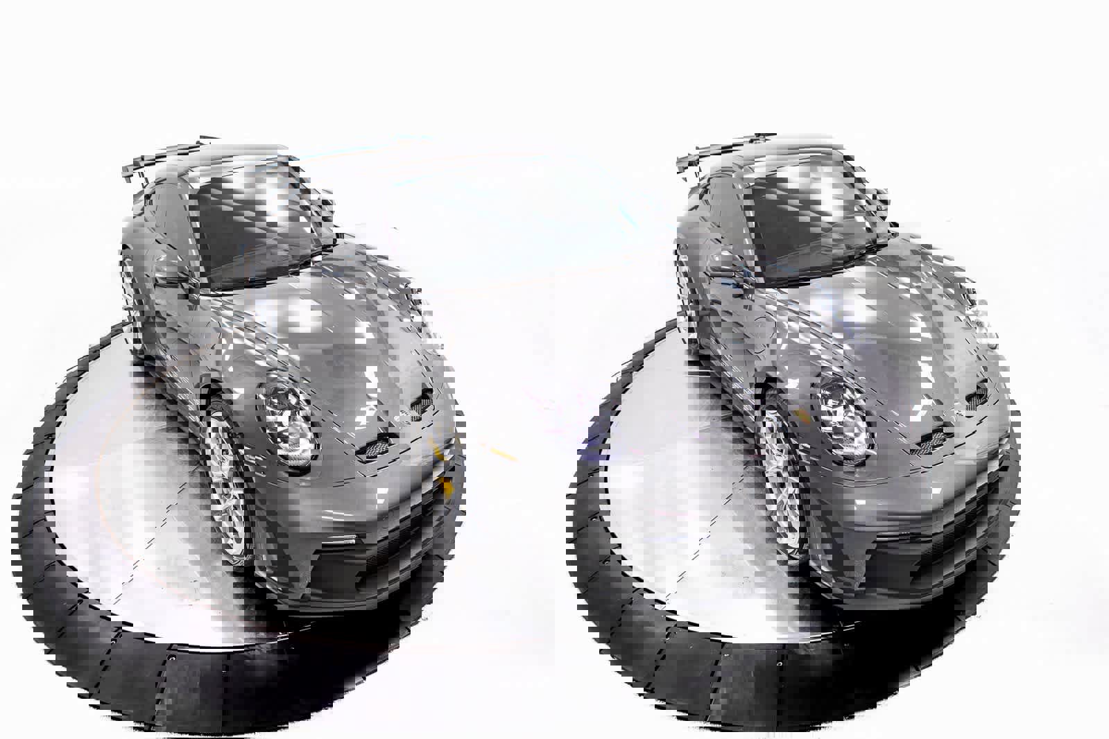 Certified 2024 Porsche 911 GT3 image 36