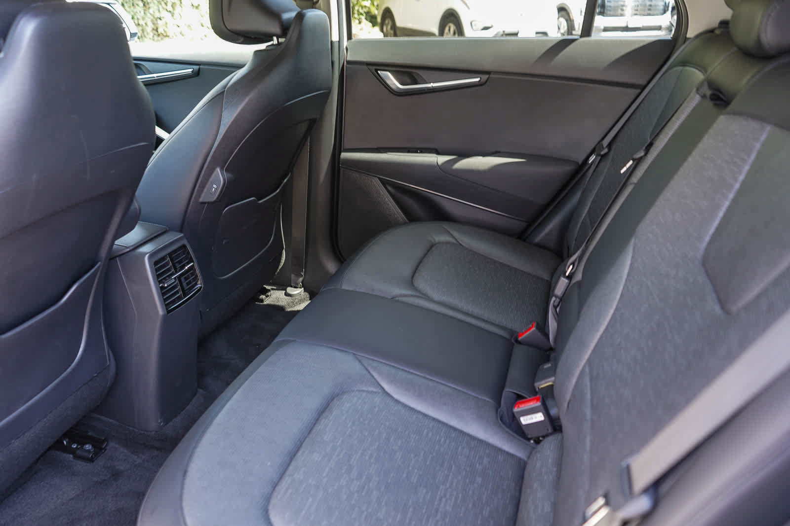 Used 2024 Kia Niro Wave FWD image 18