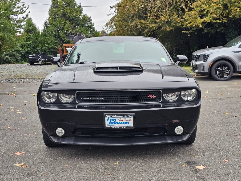 Used 2013 Dodge Challenger R/T Plus RWD image 2