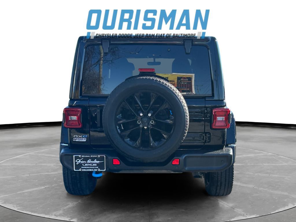 Used 2022 Jeep Wrangler Unlimited Sahara w/ Cold Weather Group image 5